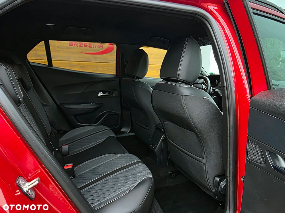 Peugeot 2008 Hybrid 145 e-DSC Allure - 30