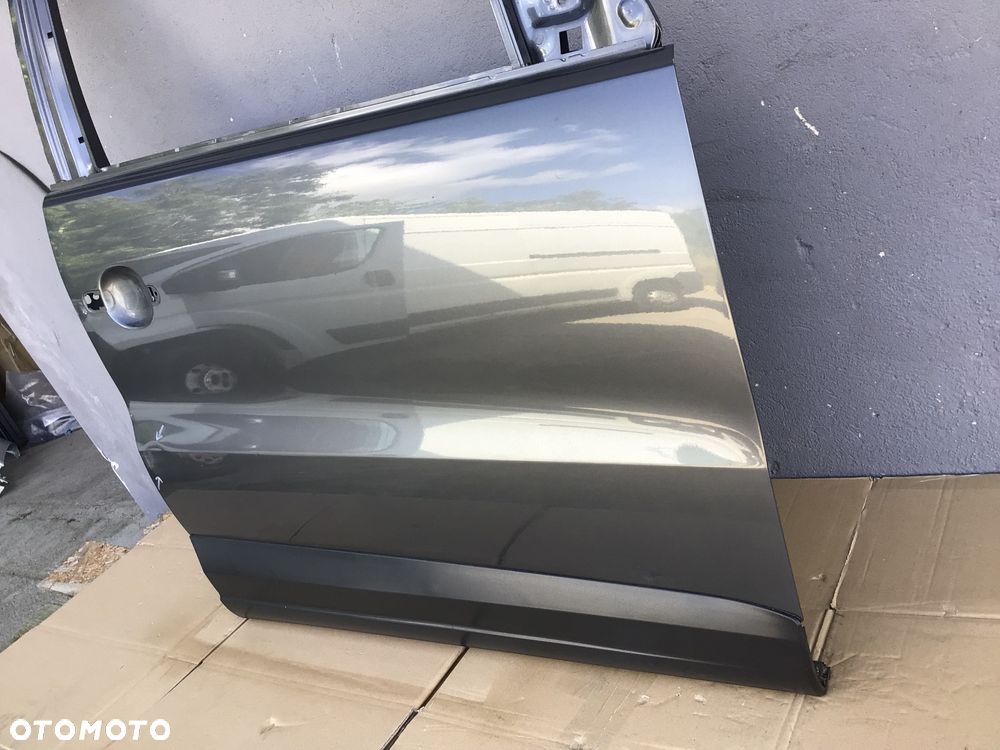 Drzwi przednie prawe VW Tiguan 1 5N0 - 4