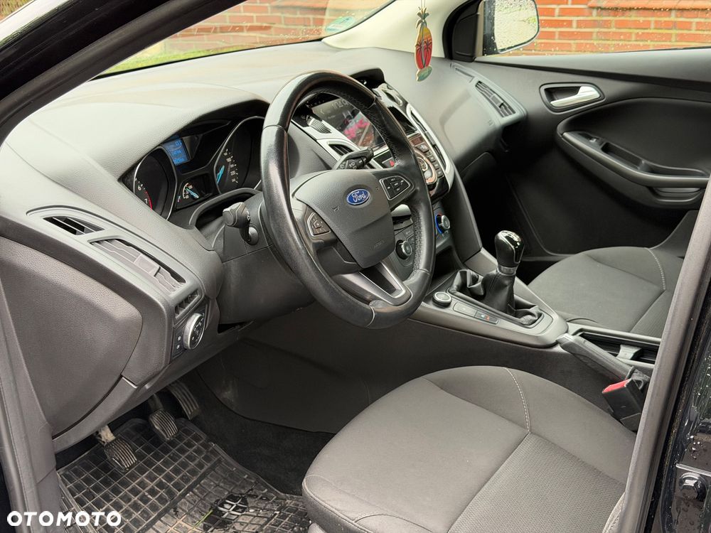 Ford Focus 1.0 EcoBoost 99g Trend - 9