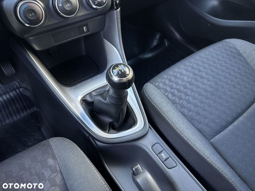 Toyota Yaris 1.0 Comfort - 27