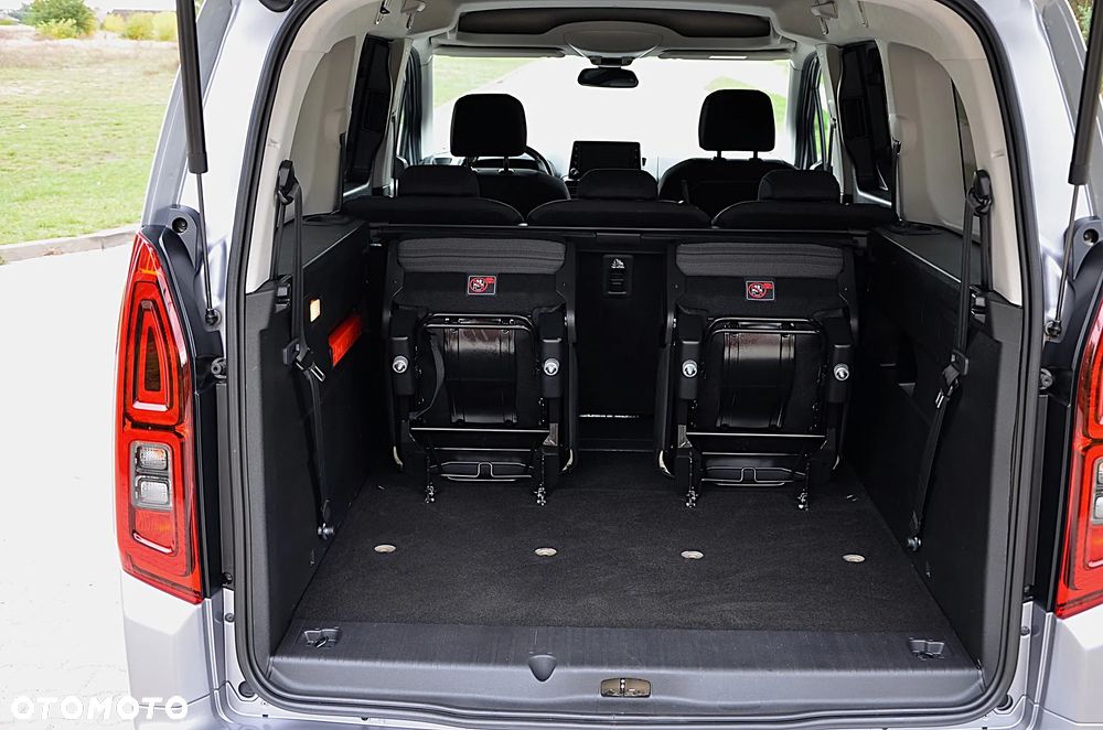 Opel Combo Life XL 1.2 Turbo Elegance Plus S&S - 27