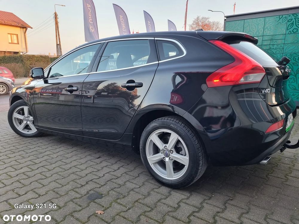 Volvo V40 D4 Kinetic - 9