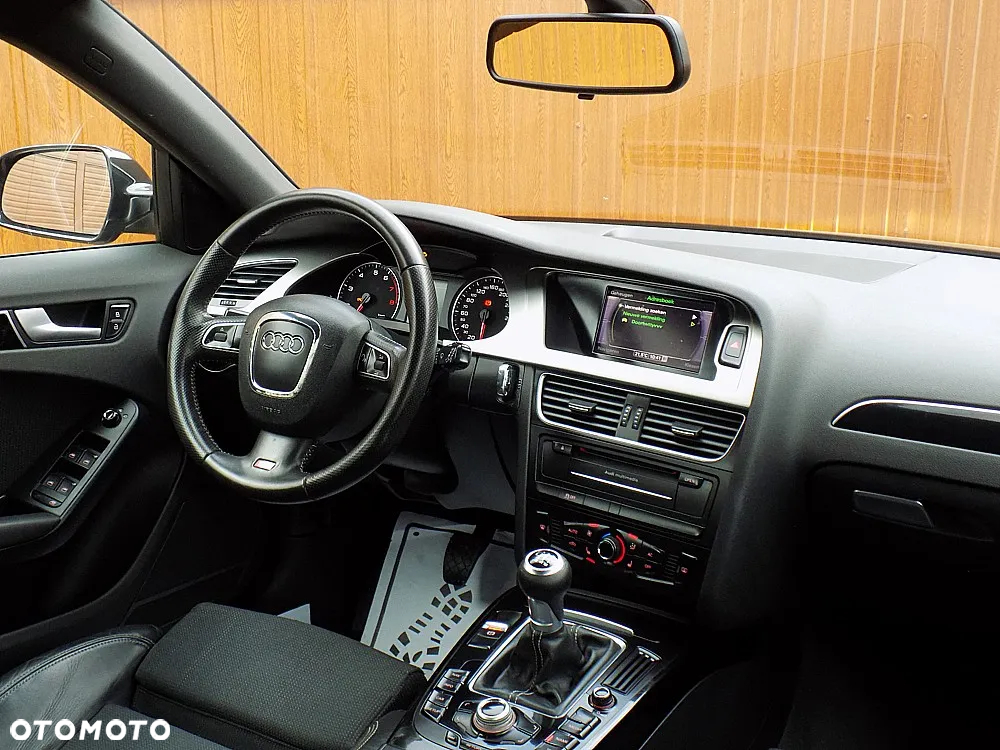 Audi A4 Avant 1.8 TFSI S line Sportpaket - 20