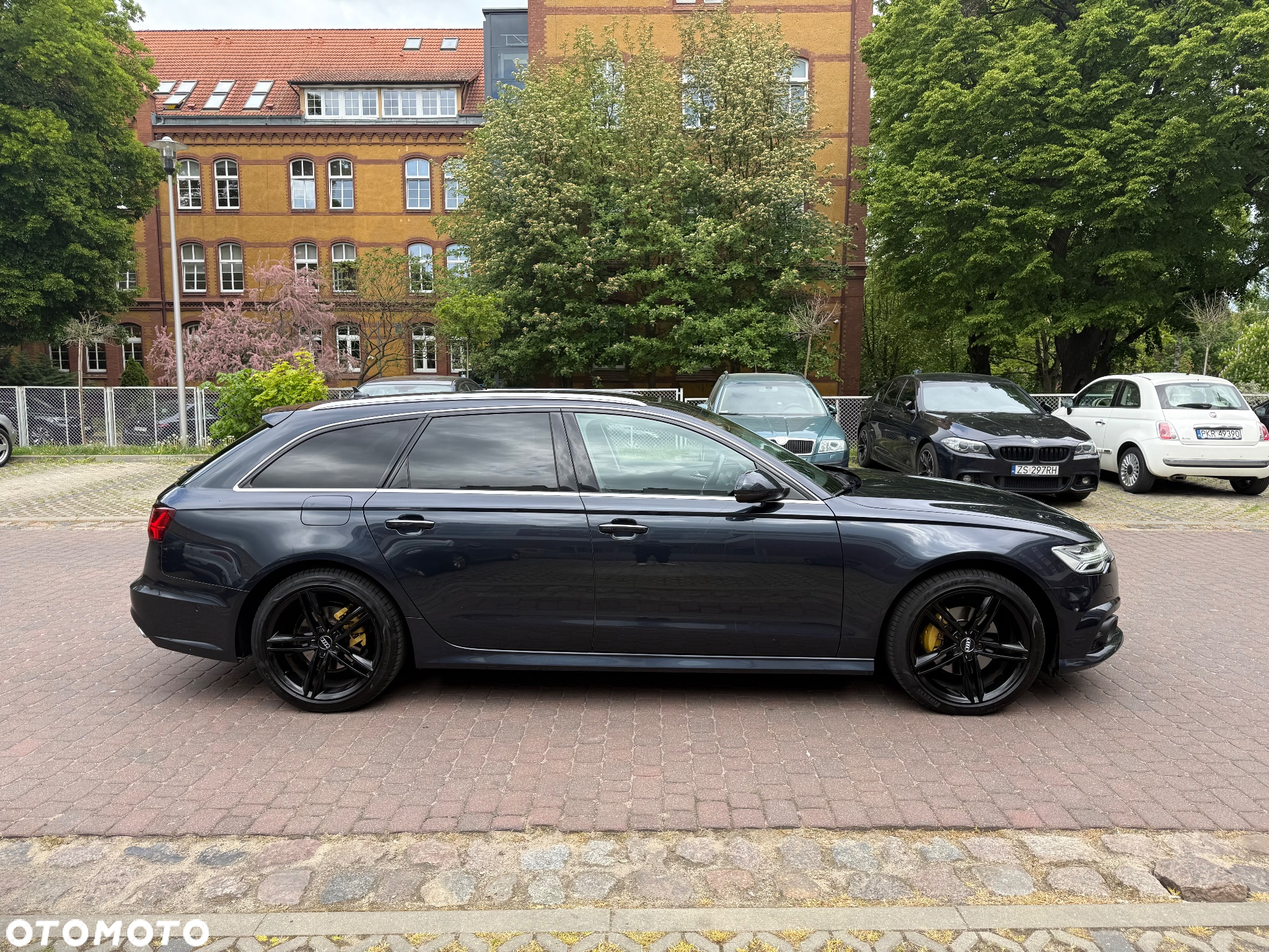 Audi A6 - 4