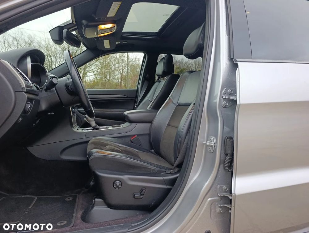 Jeep Grand Cherokee 3.6 V6 Laredo - 30