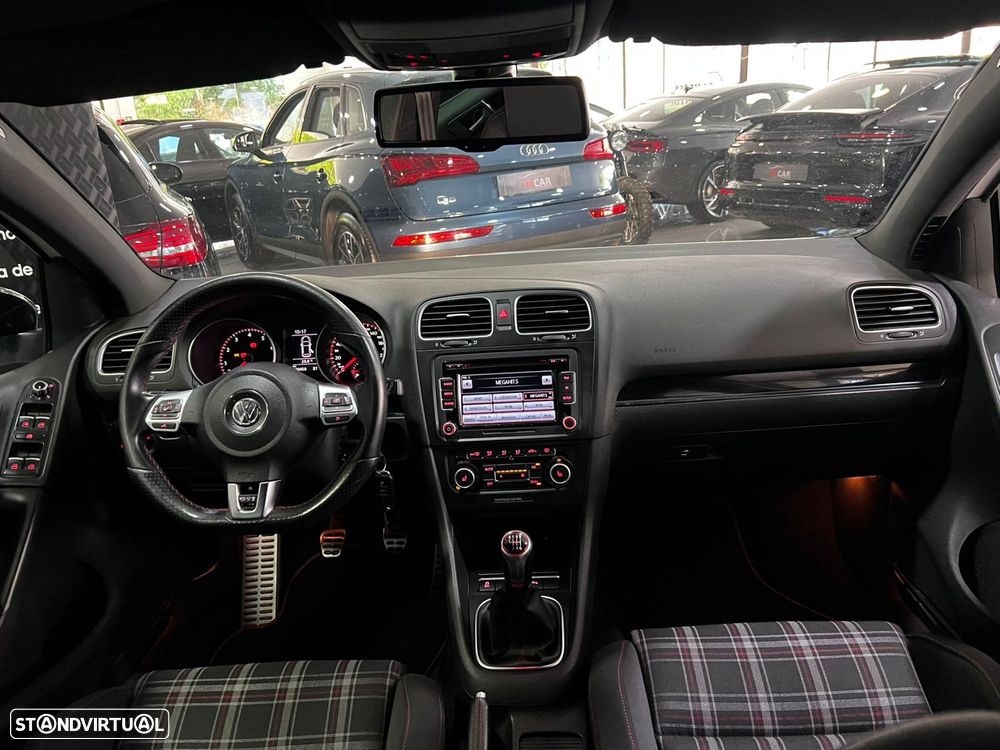 VW Golf 2.0 TSi GTI - 23