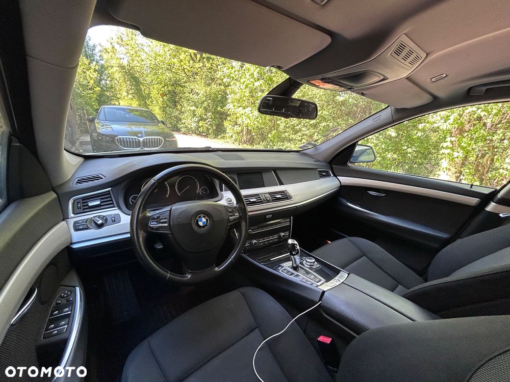 BMW 5GT 530d xDrive - 2