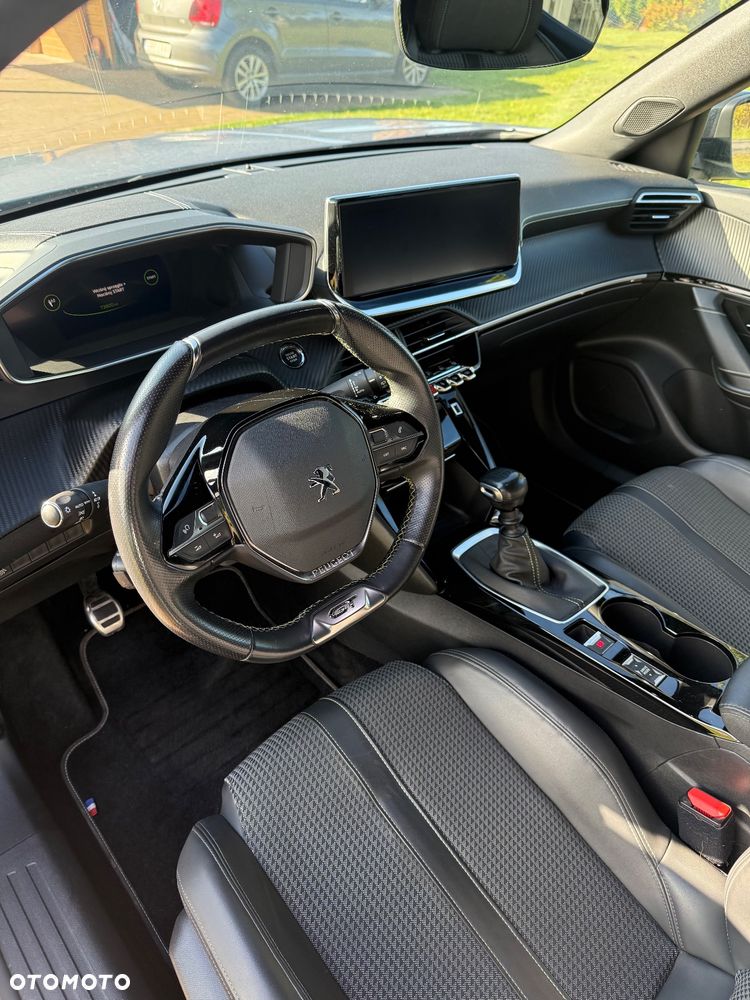 Peugeot 2008 1.2 PureTech GT Line S&S - 13
