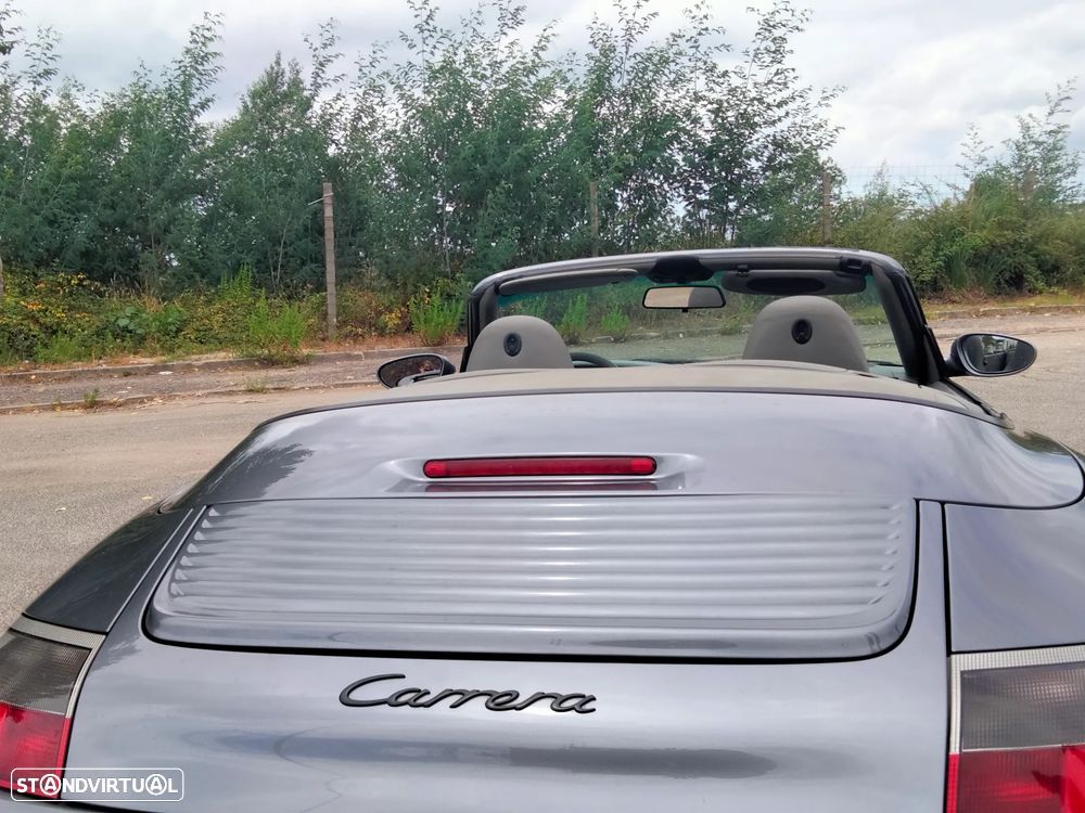 Porsche 911 Série F - 9