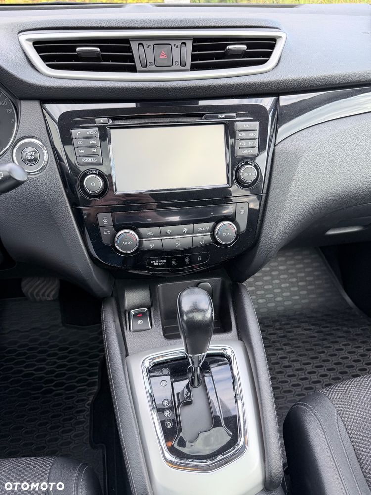 Nissan Qashqai 1.6 DCi Tekna Xtronic - 36