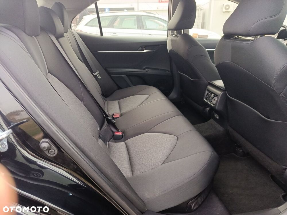 Toyota Camry 2.5 Hybrid Comfort CVT - 10