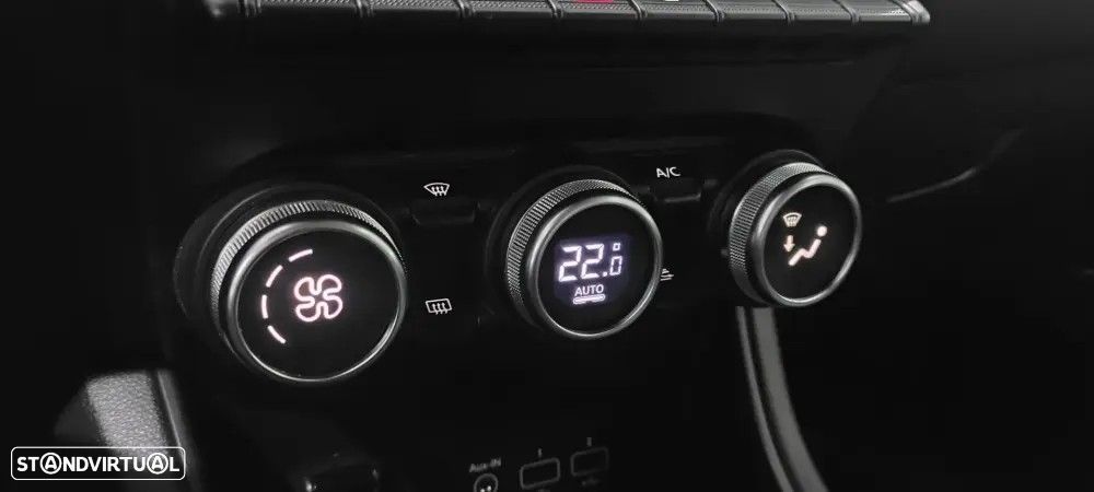 Renault Captur 1.0 TCe Intens Bi-Fuel - 32