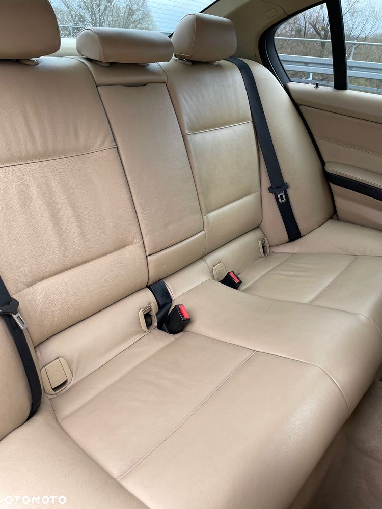 BMW Seria 3 320d DPF Edition Fleet Exclusive - 8