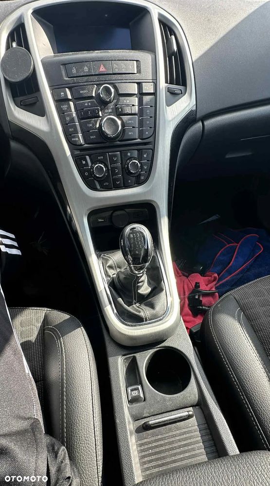 Opel Astra 1.4 T Sport - 11