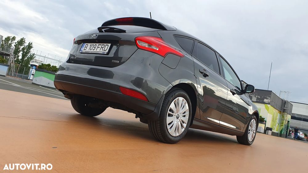 Ford Focus 1.0 EcoBoost Trend Edition - 29