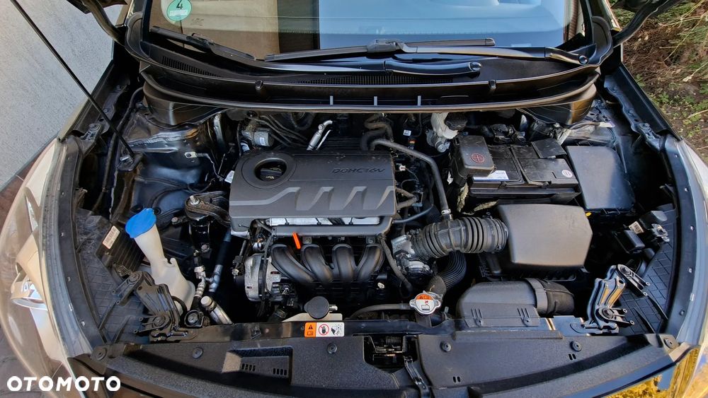 Hyundai i30 blue 1.4 Passion - 40