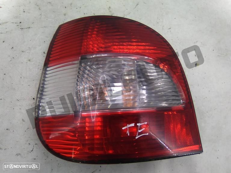 Farolim Trás Painel Esquerdo  Renault Megane Scenic [1996_2003] - 1