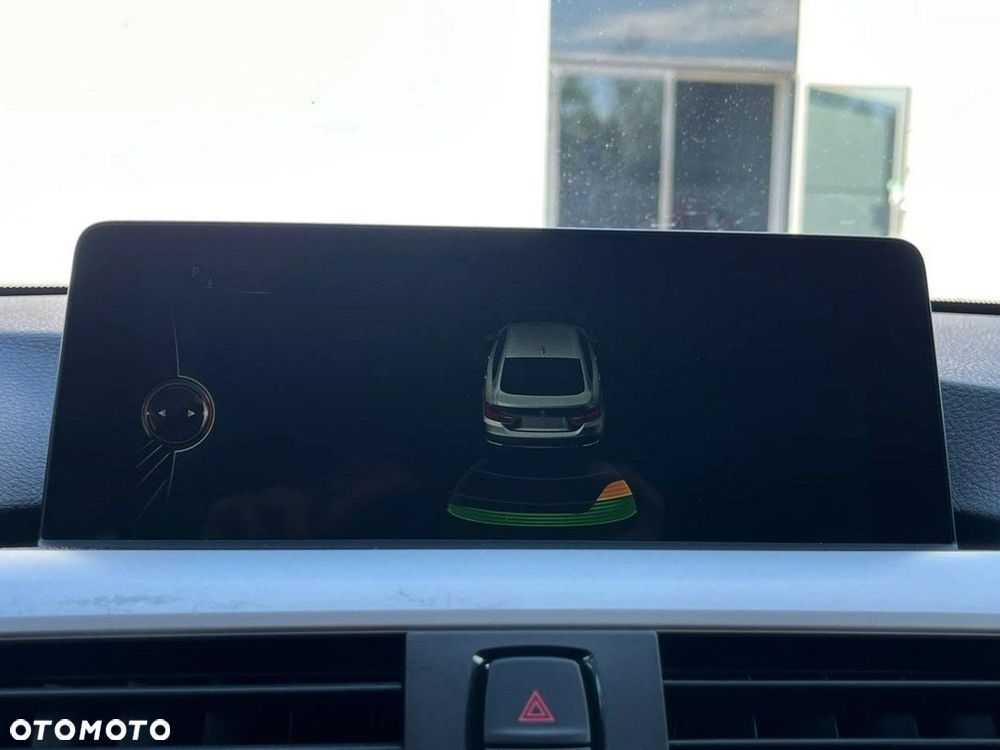 BMW Seria 4 420d Luxury Line - 32