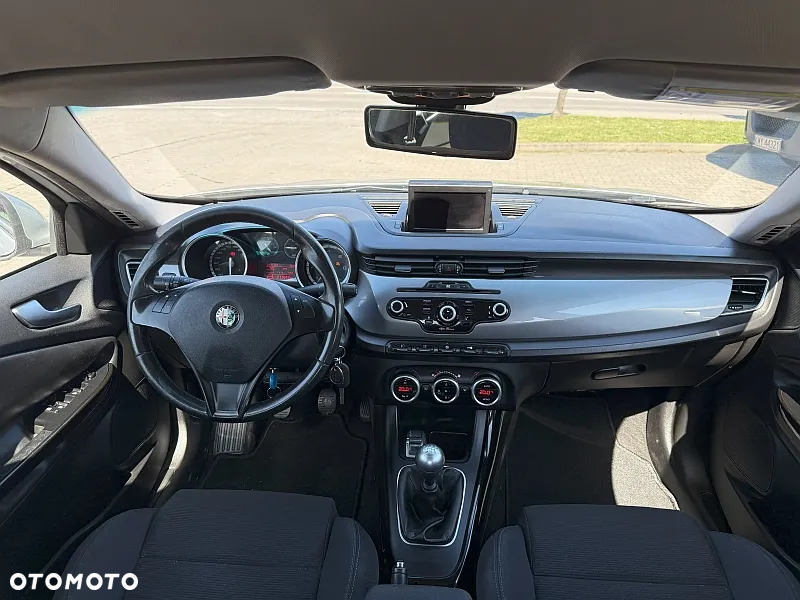 Alfa Romeo Giulietta 2.0 JTDM 16V Turismo - 8