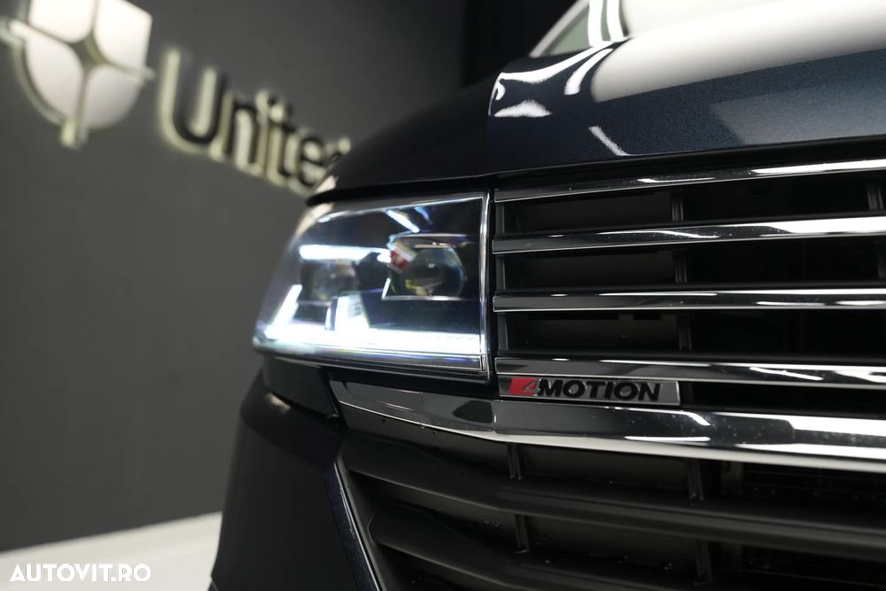 Volkswagen Multivan - 8