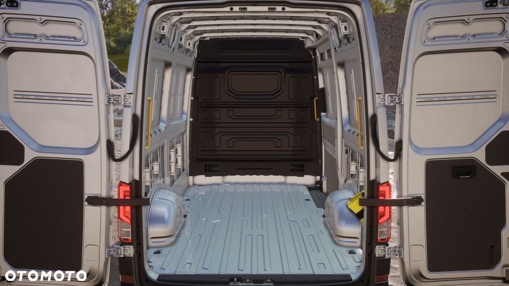 Volkswagen Crafter - 14