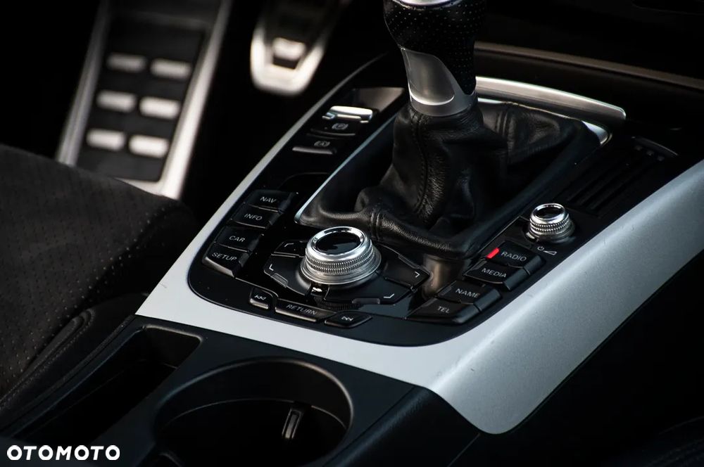 Audi A4 Avant - 25