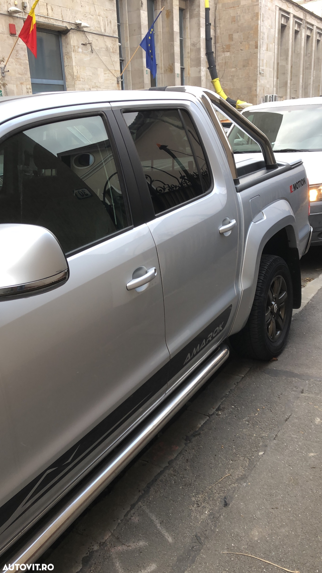 Volkswagen Amarok 2.0 BiDI 4x4 Cabina Dubla Trendline Aut. - 9