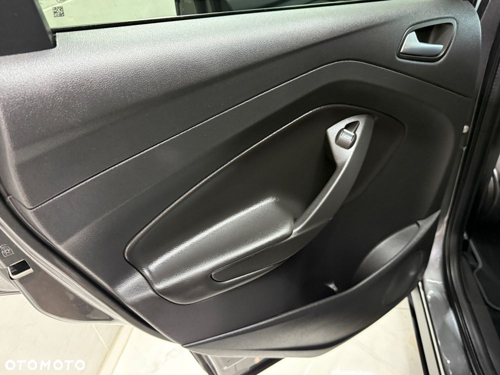 Ford Kuga 2.0 TDCi 4WD Titanium - 13