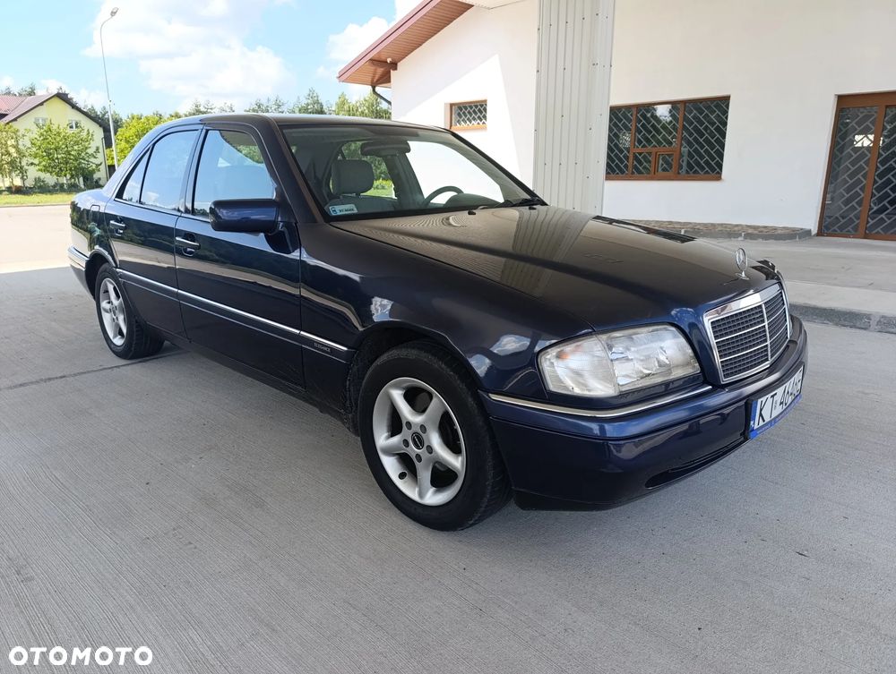 Mercedes-Benz 280 - 3