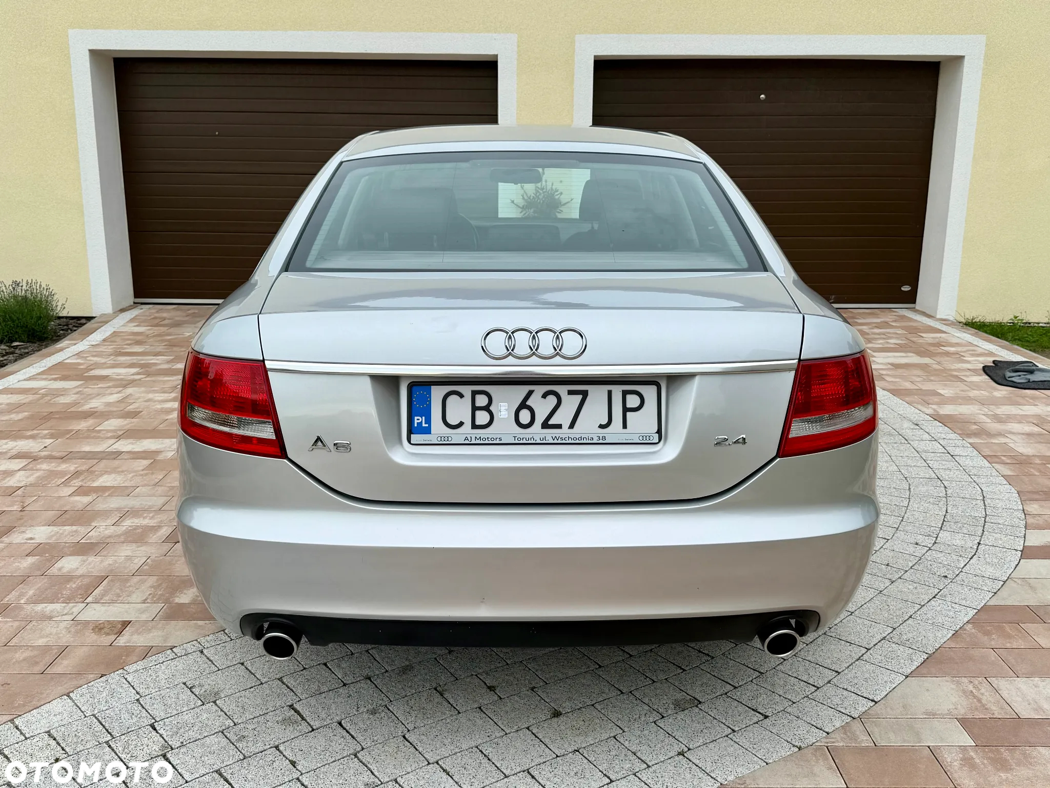 Audi A6 2.4 - 11