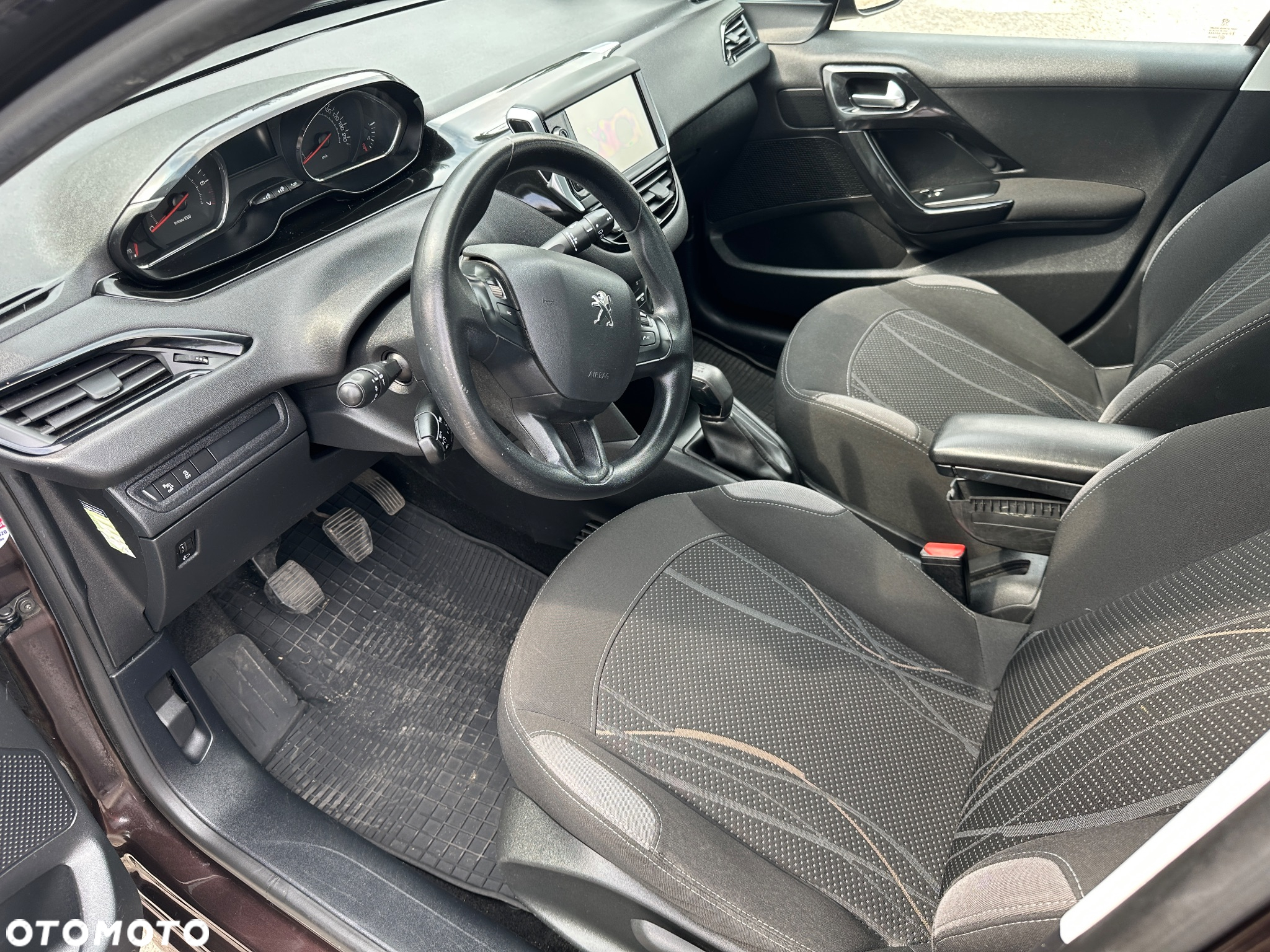 Peugeot 208 82 VTI Allure - 15