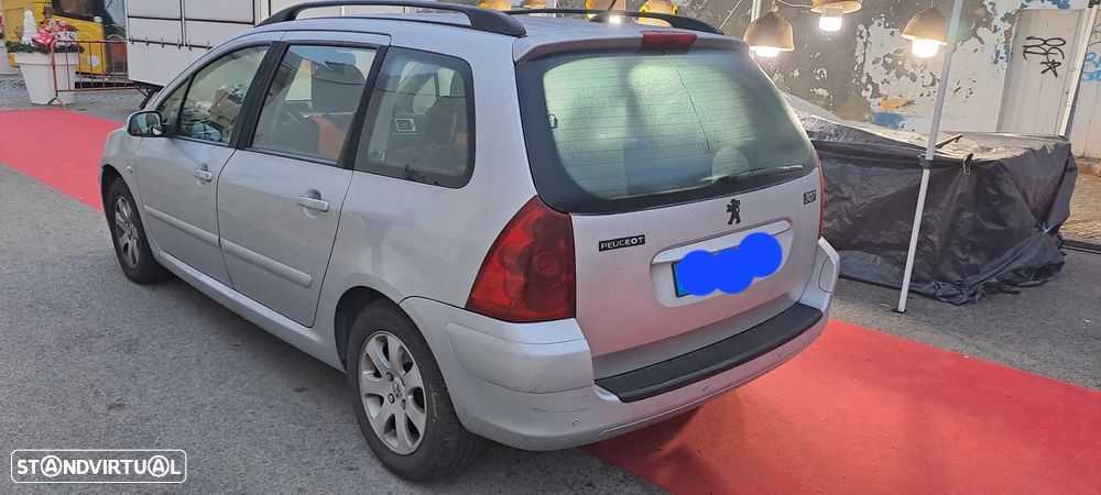 Peugeot 307 - 1