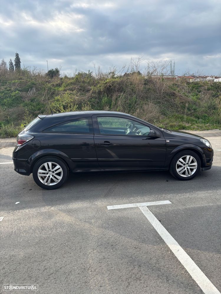 Opel Astra GTC 1.3 CDTI - 3