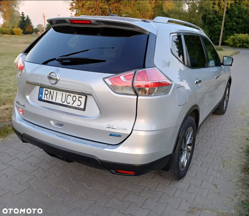 Nissan Rogue - 12