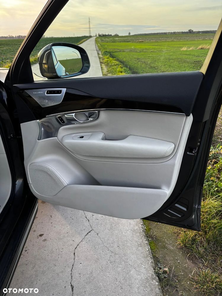 Volvo XC 90 T6 AWD Momentum 7os - 23