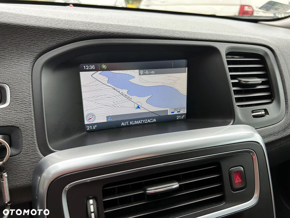 Volvo V60 D2 Kinetic - 14