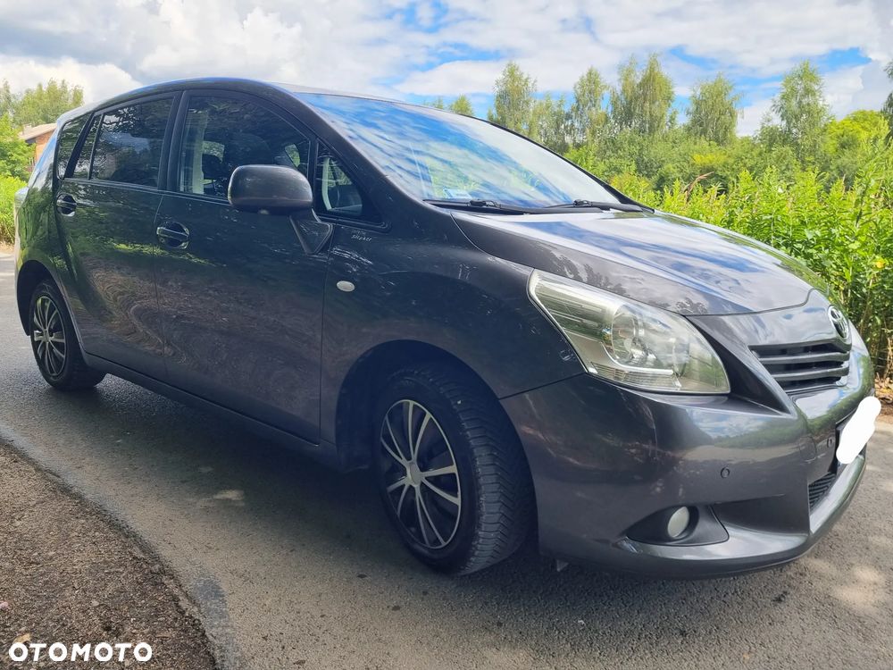 Toyota Verso 1.8 Edition - 9