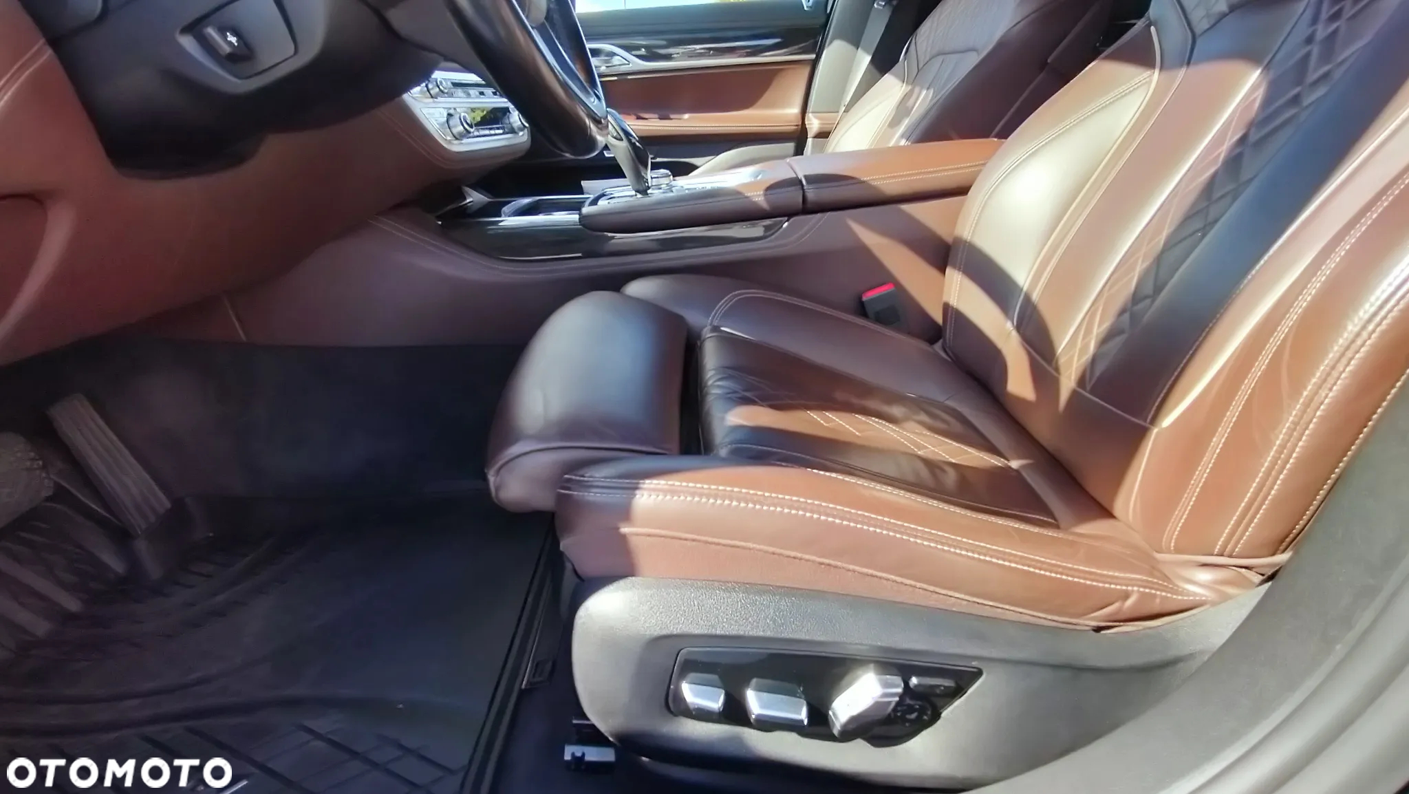 BMW Seria 7 730d xDrive - 22