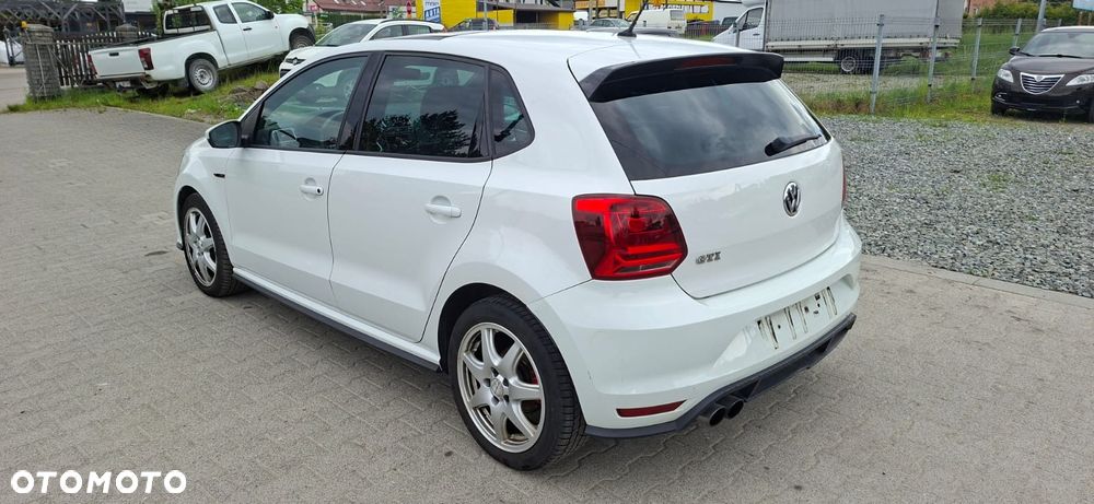 Volkswagen Polo 1.8 TSI (Blue Motion Technology) DSG GTI - 2