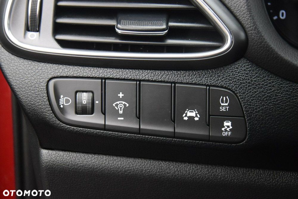 Hyundai i30 1.0 T-GDI YES - 15