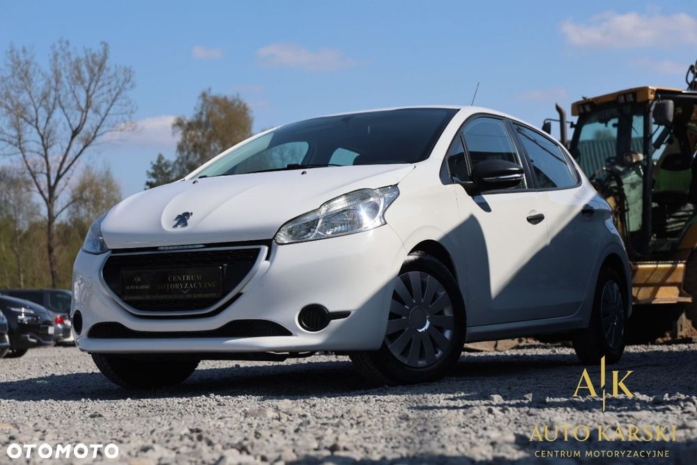 Peugeot 208 - 3