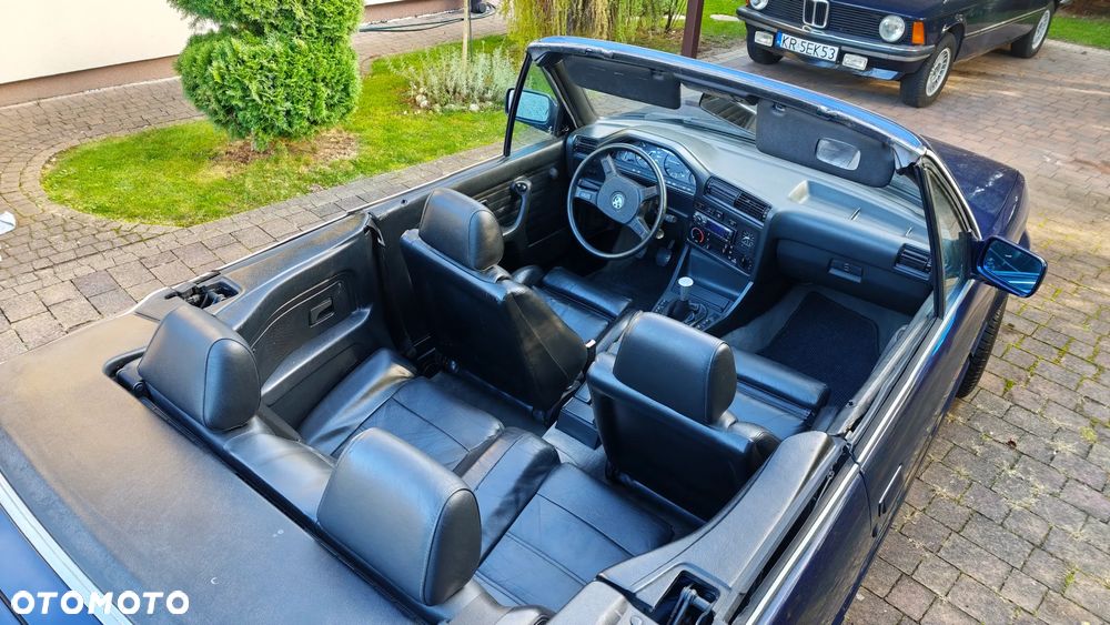 BMW Seria 3 318i - 5