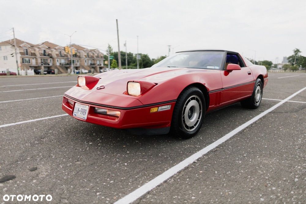 Chevrolet Corvette - 5