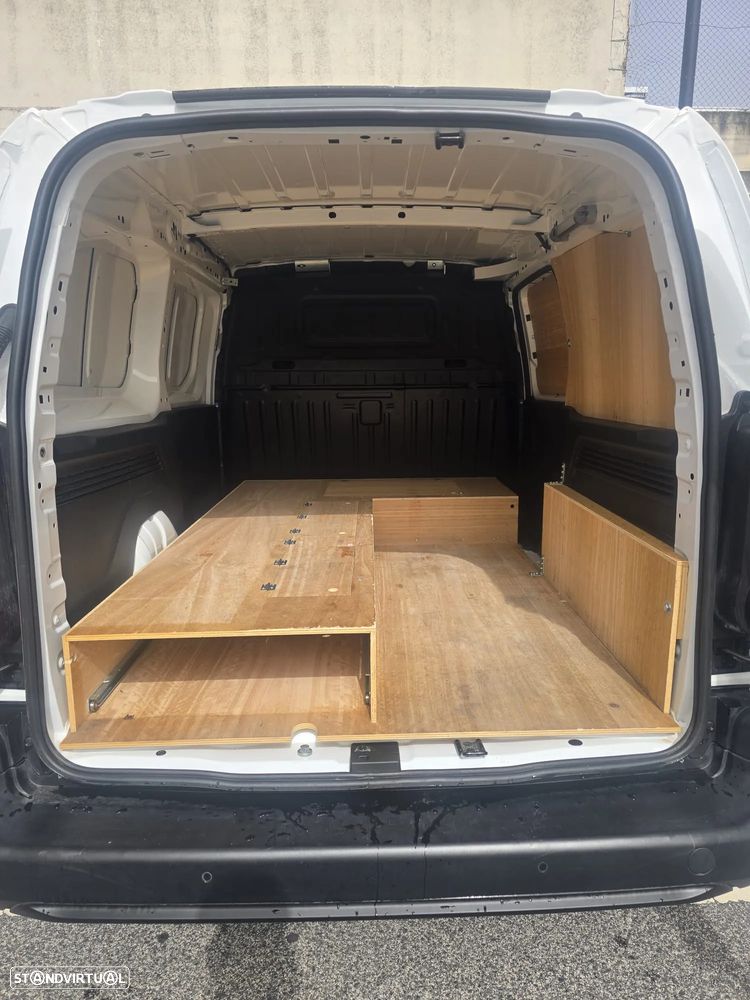 Citroën BERLINGO LONGA - 22