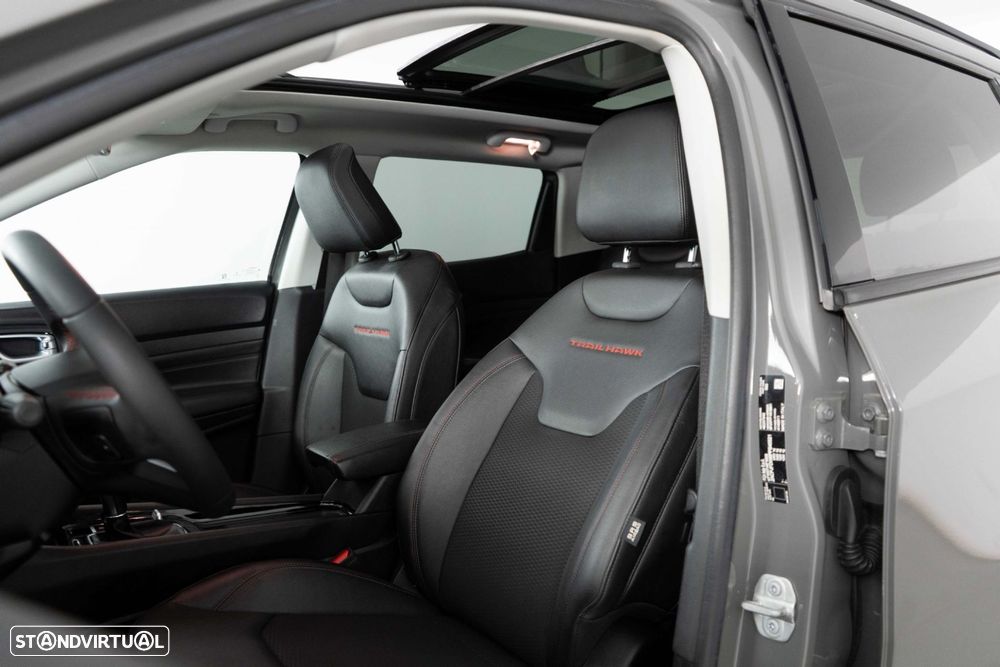 Jeep Compass 1.3 TG Trailhawk - 10