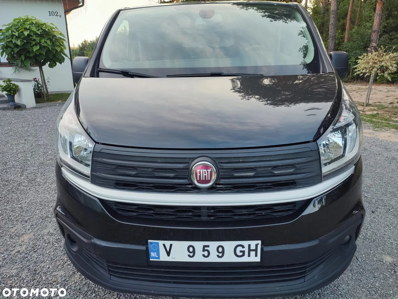 Opel Vivaro - 2