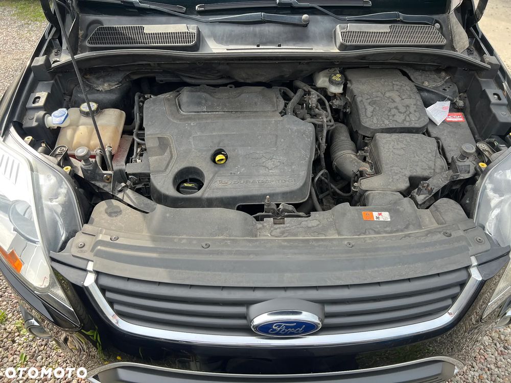 Ford Kuga - 25