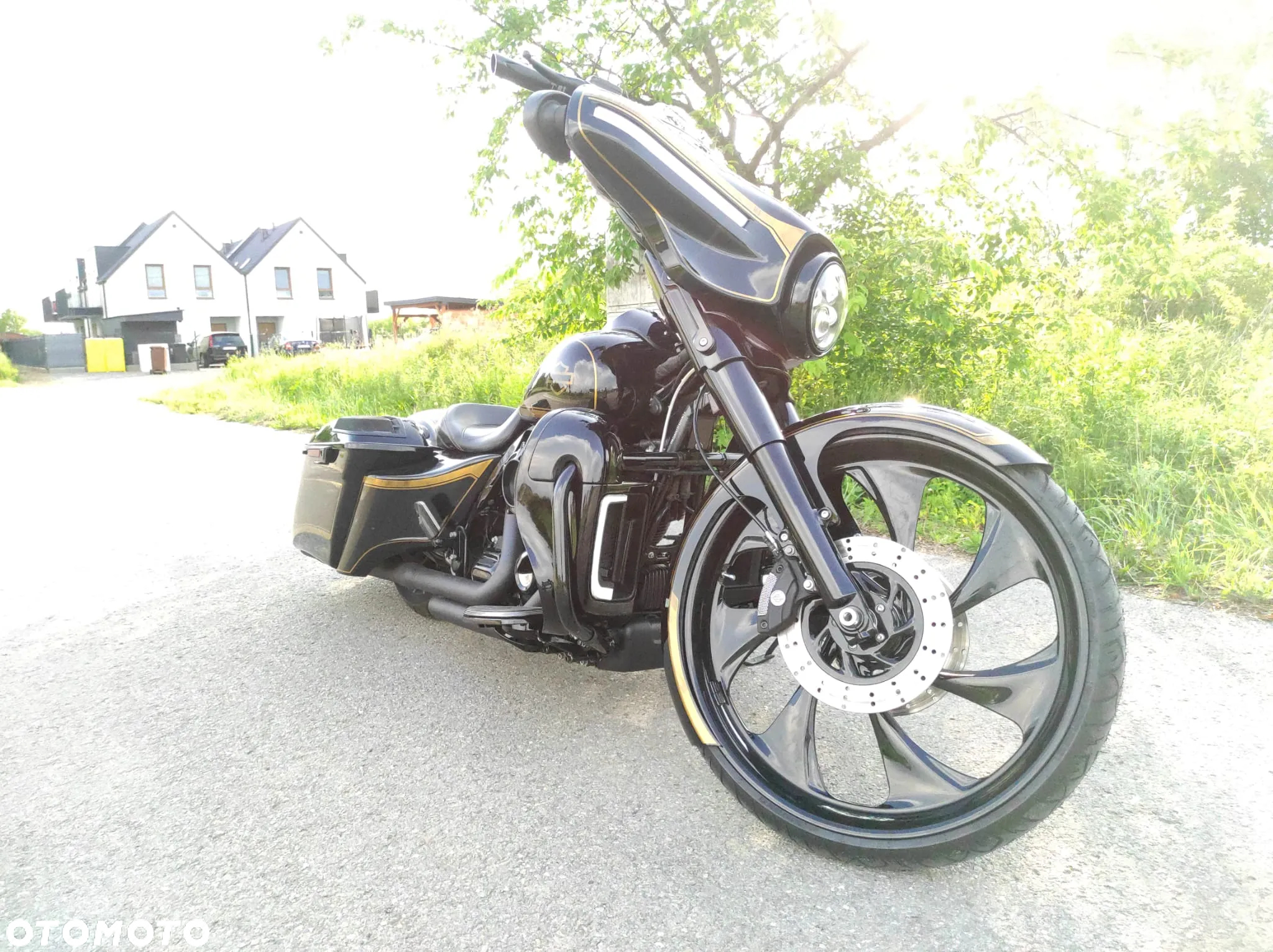 Harley-Davidson Touring Street Glide - 2