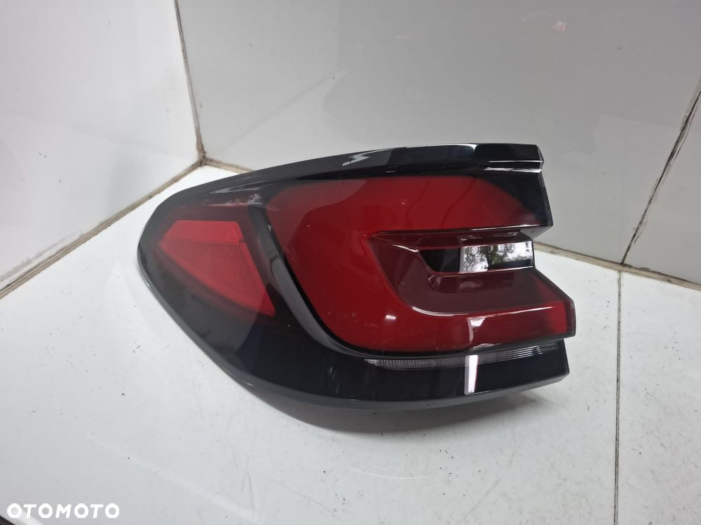 LEWA LAMPA TYLNA TYŁ BMW G31 KOMBI LIFT LCI 8493825 LED IDEALNA - 1