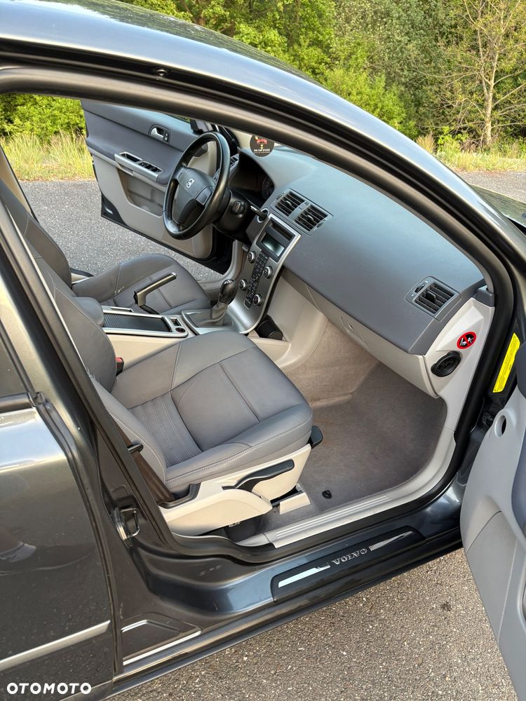 Volvo S40 ver-2-0d-kinetic - 15